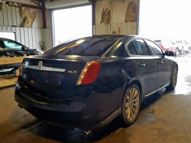 Lincoln MKS 2011
