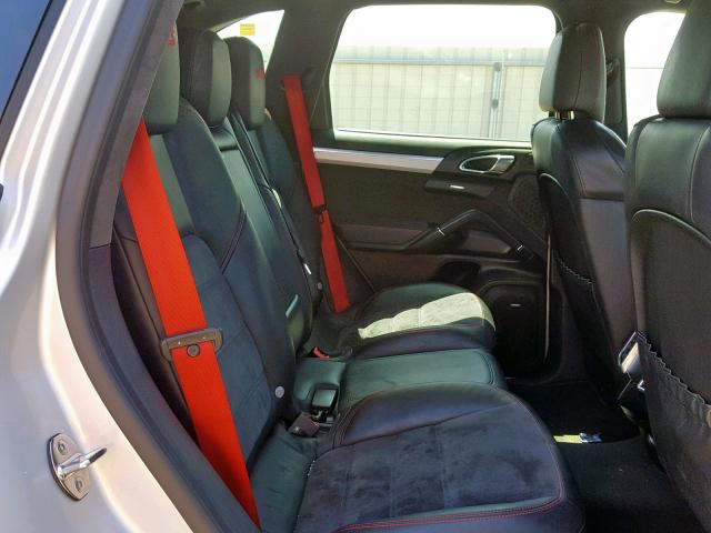 Porsche Cayenne GTS 2013