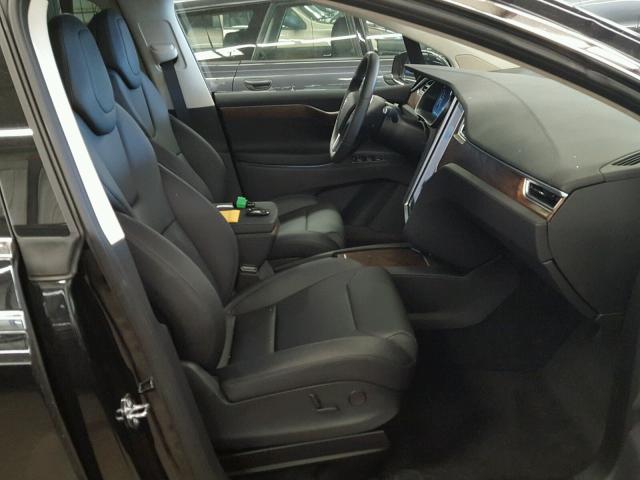Tesla Model X 2018