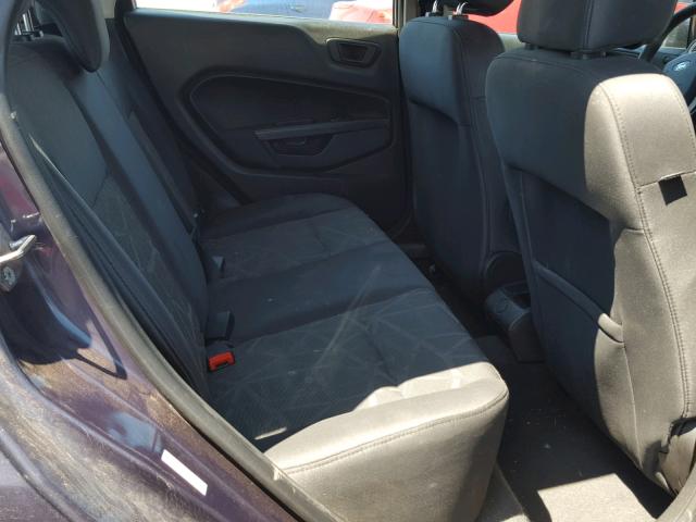 Ford Fiesta SE 2012