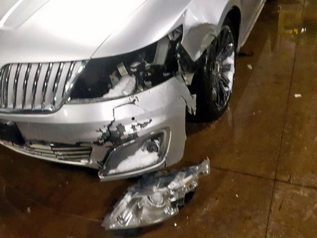 Lincoln MKS 2012