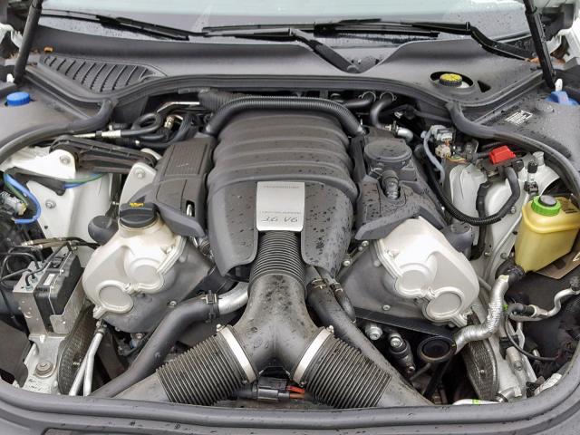 2016 PORSCHE PANAMERA 2