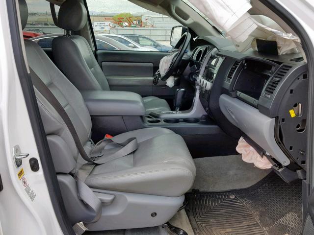 Toyota Sequoia SR5 2011
