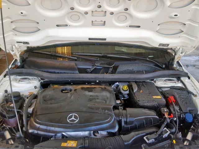 2016 MERCEDES-BENZ GLA 250 4MATIC