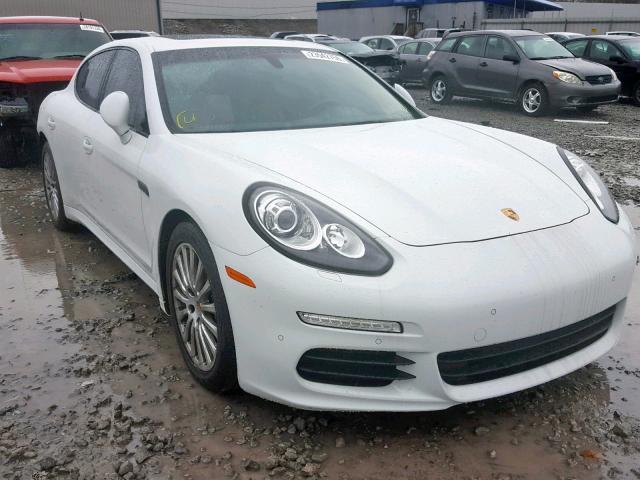 2016 PORSCHE PANAMERA 2
