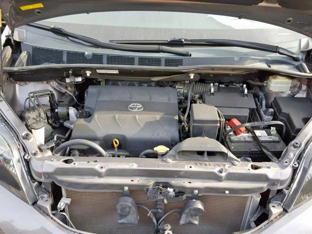 Toyota Sienna Sport 2014