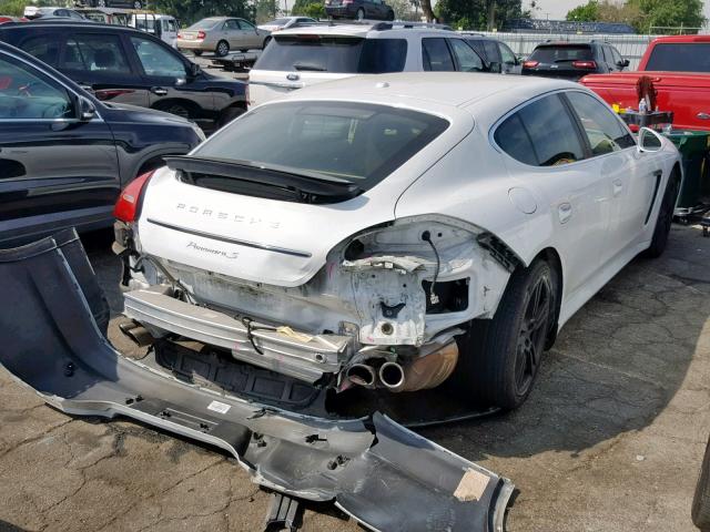 Porsche Panamera S 2013