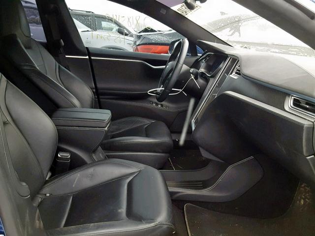 Tesla Model S 2016