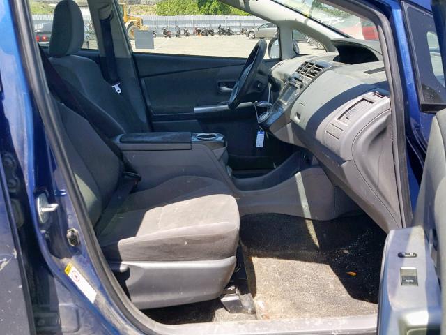 Toyota Prius V 2014