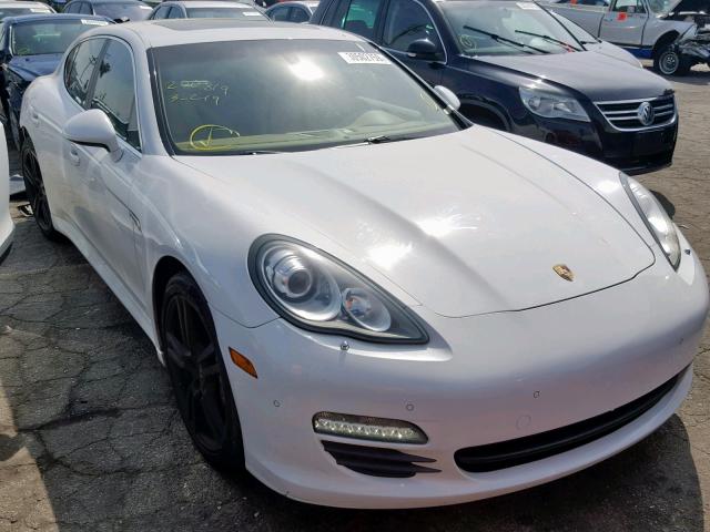 Porsche Panamera S 2013