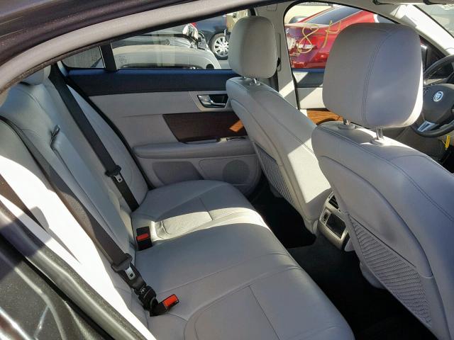 Jaguar XF 2013